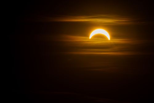 Partielle Sonnenfinsternis am Abend des 12. August 2026 vom Goldberg bei Jugenheim